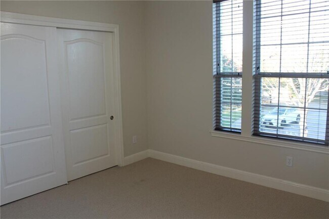 Building Photo - 2513 Rusk Ct