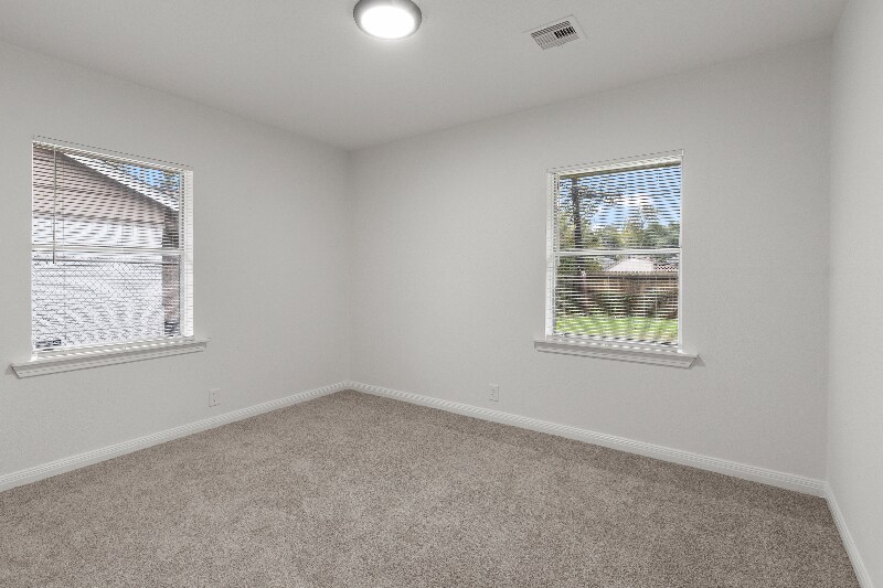 Building Photo - 4601 W 43rd St