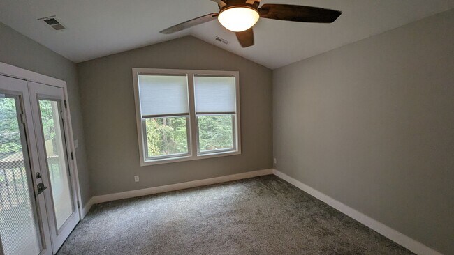 Building Photo - 4 Bed, 2 Story - Built in 2020