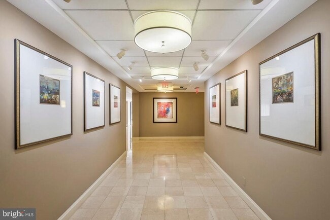 Building Photo - 4601 N Park Ave