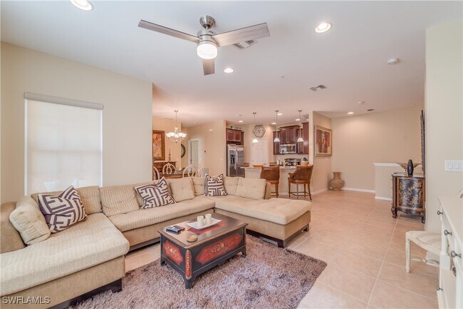 Building Photo - 8540 Violeta St