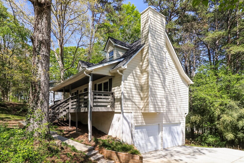 Building Photo - 3138 Calumet Cir NW