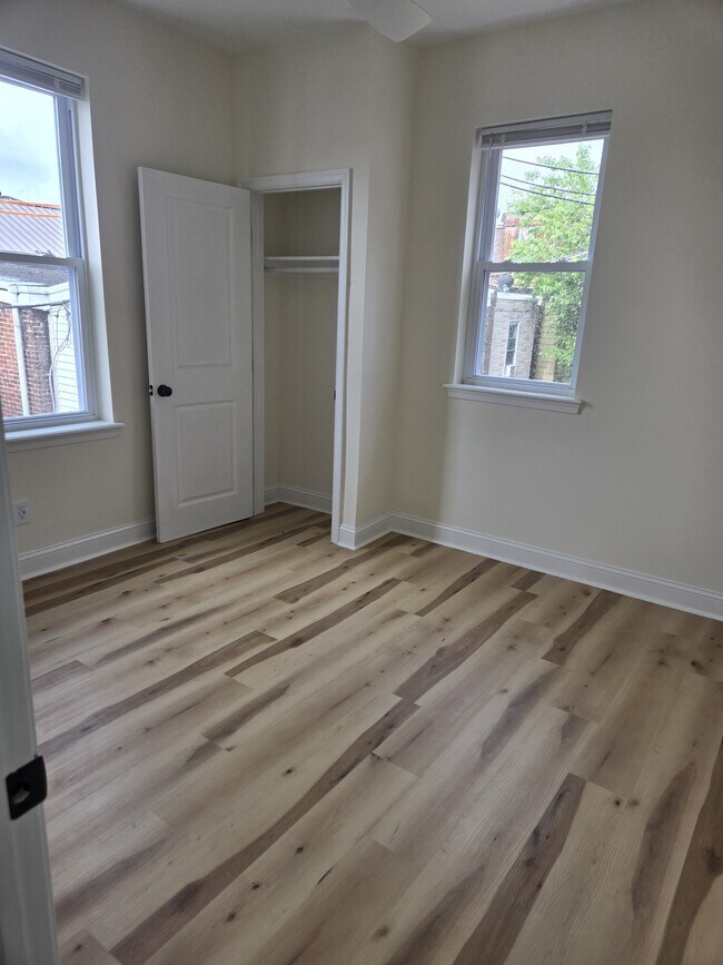 Building Photo - 406 N Felton St
