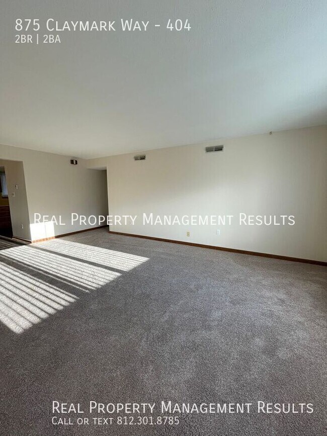 Building Photo - 875 Claymark Way