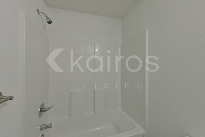 Building Photo - 2852 SW 161st Loop