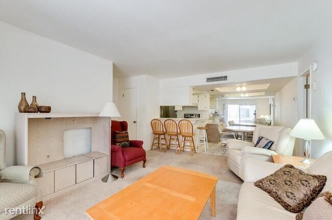 Building Photo - 4444 E Paradise Village Pkwy N