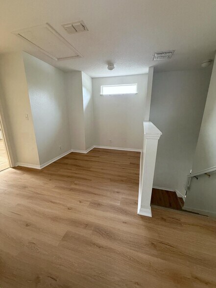 Building Photo - 3648 Briar Run Dr