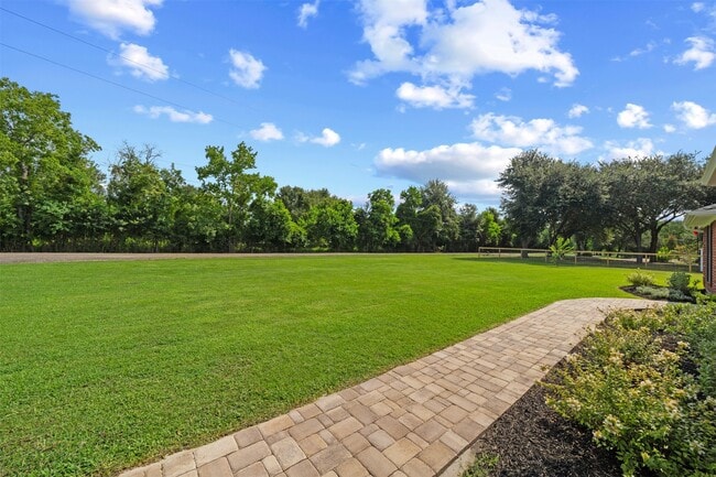 Building Photo - 18823 Cypress Church Rd