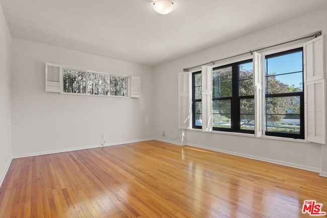 Building Photo - 1373 Beckwith Ave