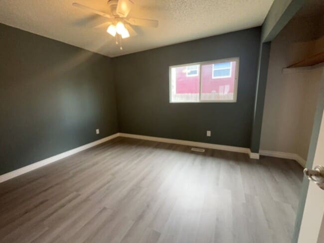 Building Photo - Beautiful ranch style home that has a finished basement and stunning views from the front deck!