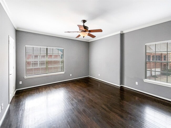 Building Photo - 6831 Staffordshire Blvd