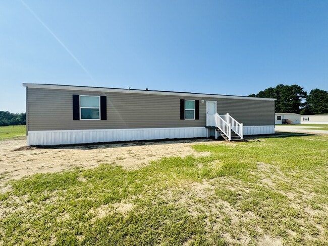 Building Photo - 123 Blissful Ct