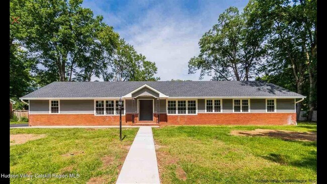 Primary Photo - 33 Mary Ave