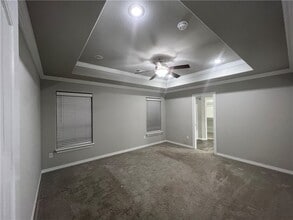 Building Photo - 1001 Tulip St