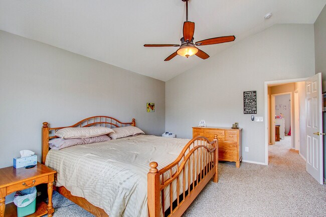 Building Photo - 4038 Pronghorn Meadows Cir