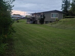 Building Photo - 71 Aipuni St