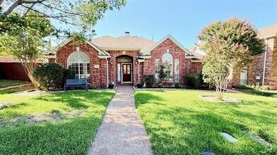 Building Photo - 9312 Vista Cir