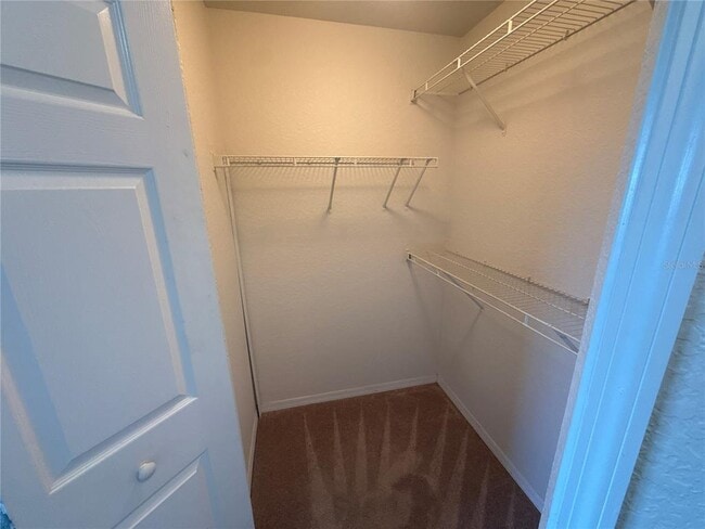 Building Photo - 5463 Vineland Rd