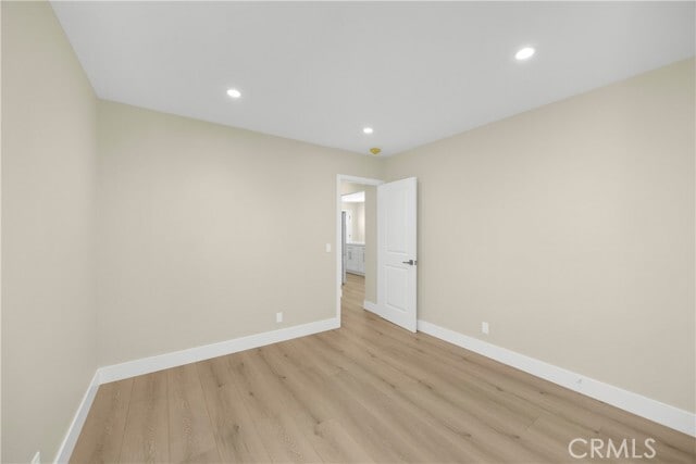 Building Photo - 806 W Balboa Blvd