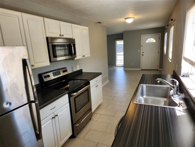 Building Photo - 5219 17th Ave S