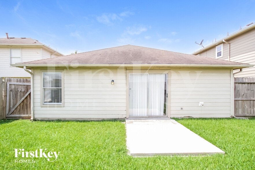 Building Photo - 916 Wilaby Ln