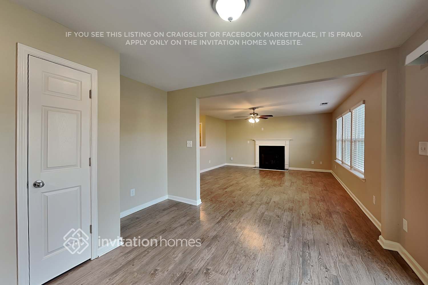 Building Photo - 925 Donington Cir SE