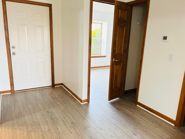 Building Photo - 1618 Bear Claw Ln