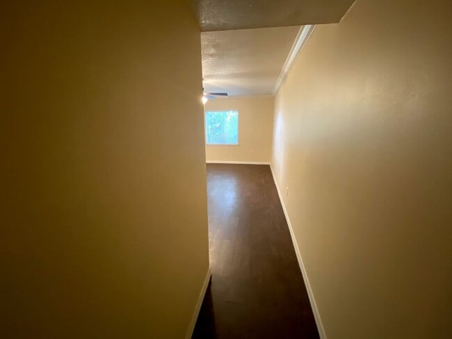 Building Photo - 1954 Conway Rd