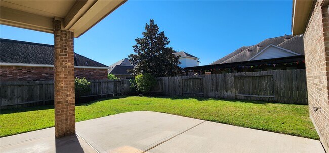 Building Photo - 24923 Florina Ranch Dr