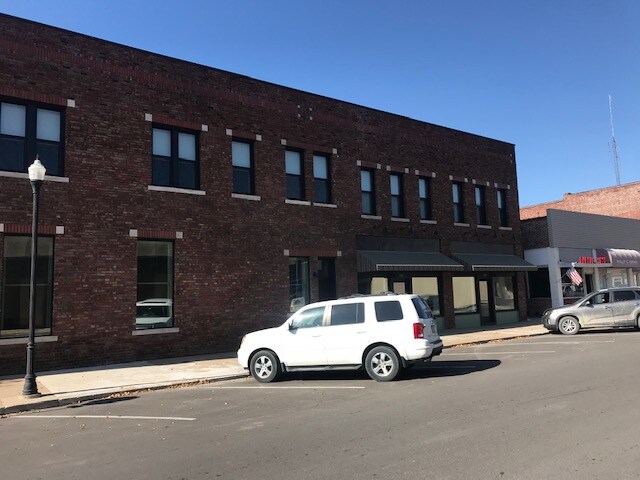 Building Photo - 205 N Williams St