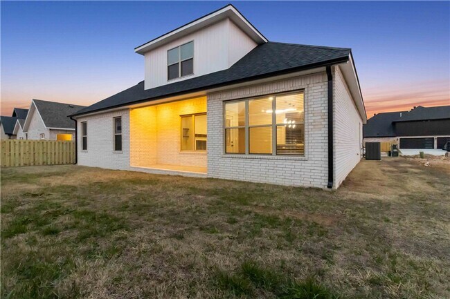 Building Photo - 500 Apollo Dr