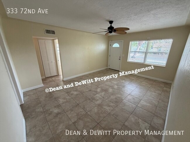 Building Photo - 333 72nd Ave