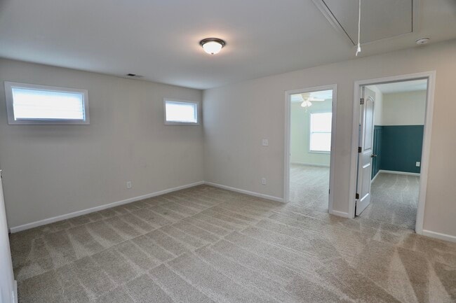 Building Photo - 115 Whitetail Cir