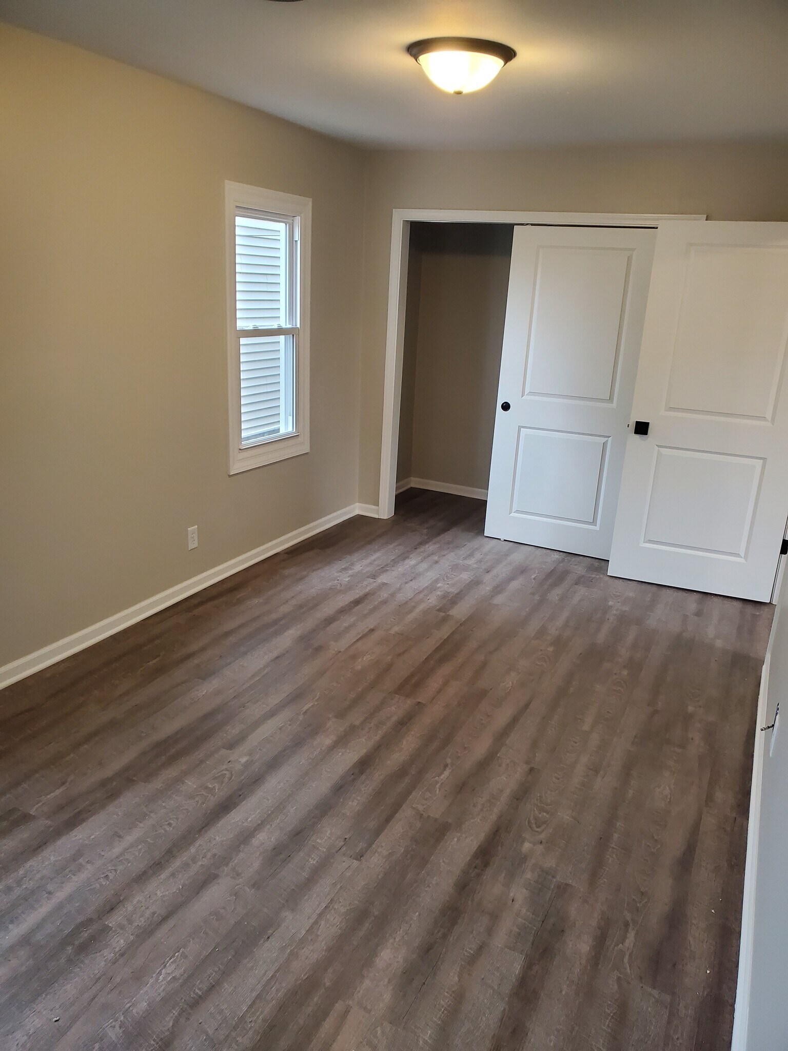 Building Photo - 119 W Wisconsin Ave