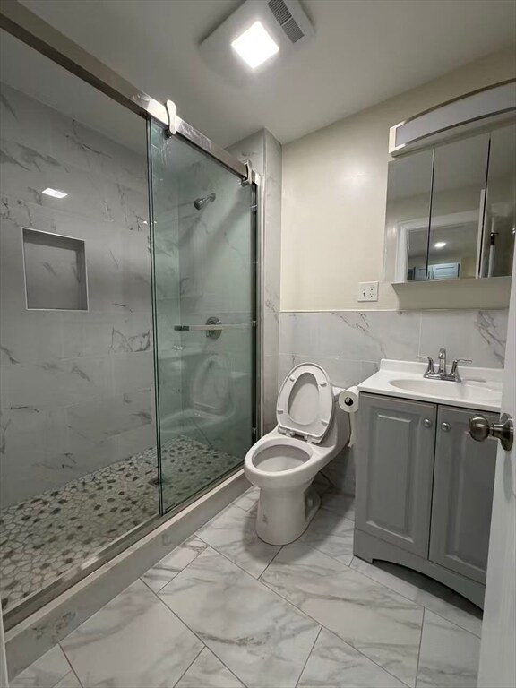 Building Photo - 17 Hudson St