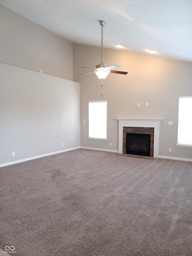 Building Photo - 818 Bluegrass Trail