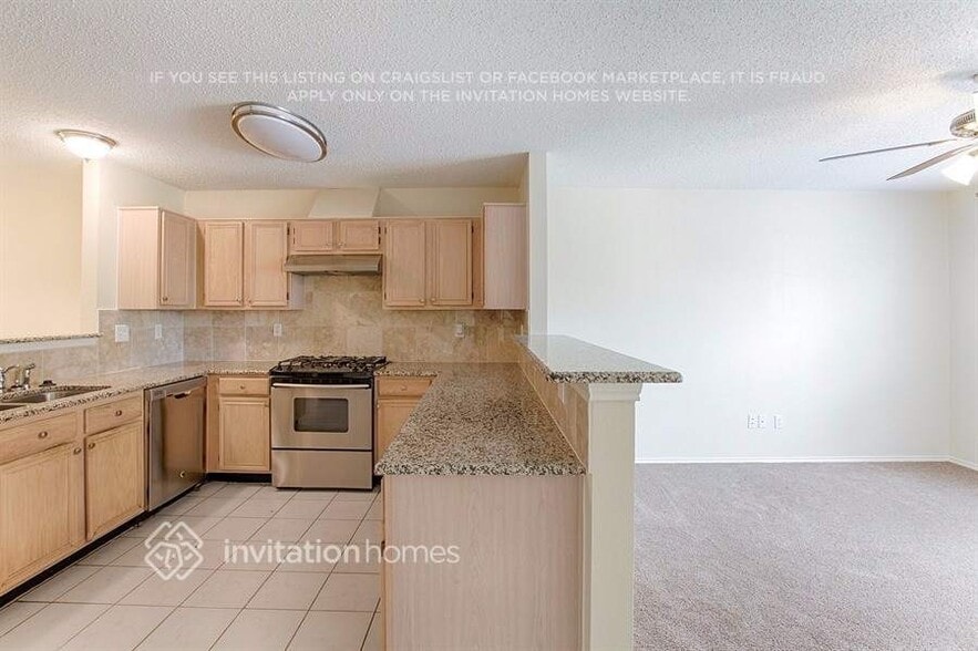 Building Photo - 1417 Creekview Dr