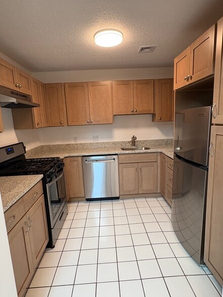 Updated Kitchen - 1240 Whitney Ave