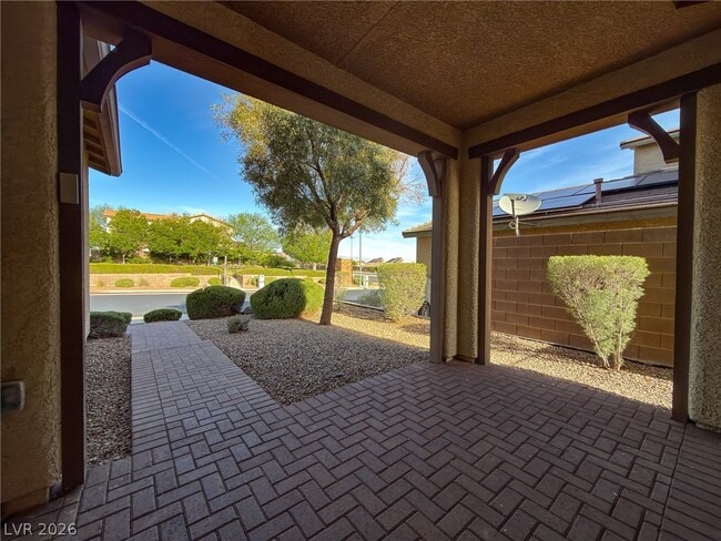 Building Photo - 208 Rocky Basin St