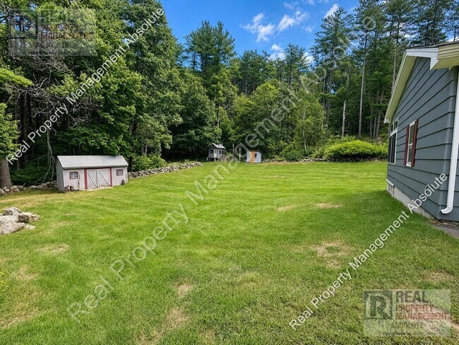 Building Photo - 324 Mammoth Rd