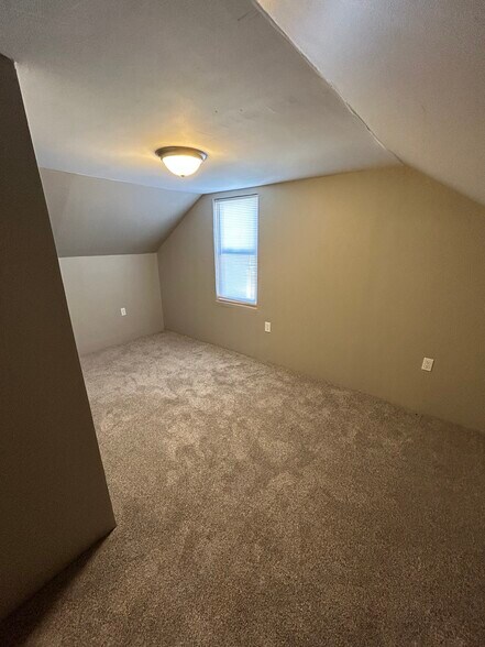 Building Photo - 29 Dilworth St