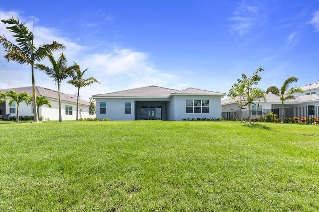 Building Photo - 5579 Liberty Ln