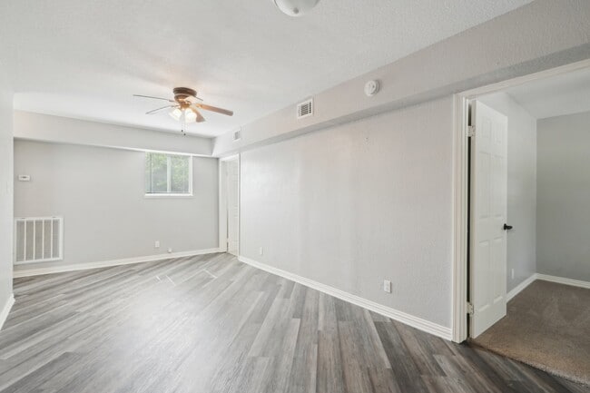 Building Photo - 8412 Avenue L