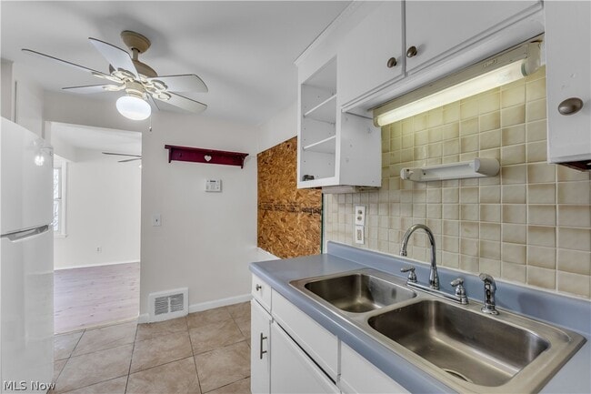 Building Photo - 19518 Shakerwood Rd