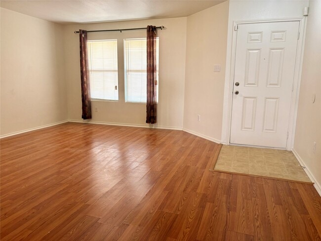 Building Photo - 7806 Maverick Trace Ln