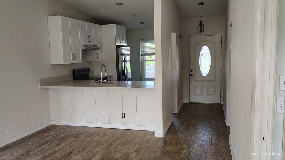 Building Photo - 15548 Bottlebrush Cir