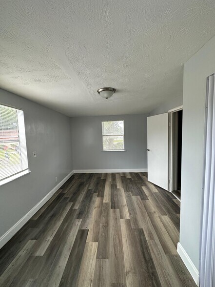 Building Photo - 1039 Phelps St