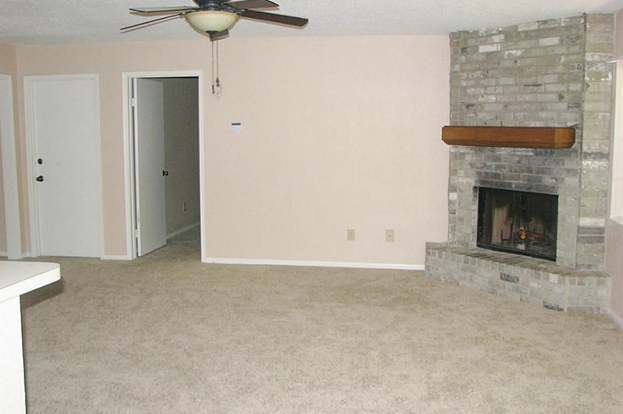 Building Photo - 2714 8th Ave N
