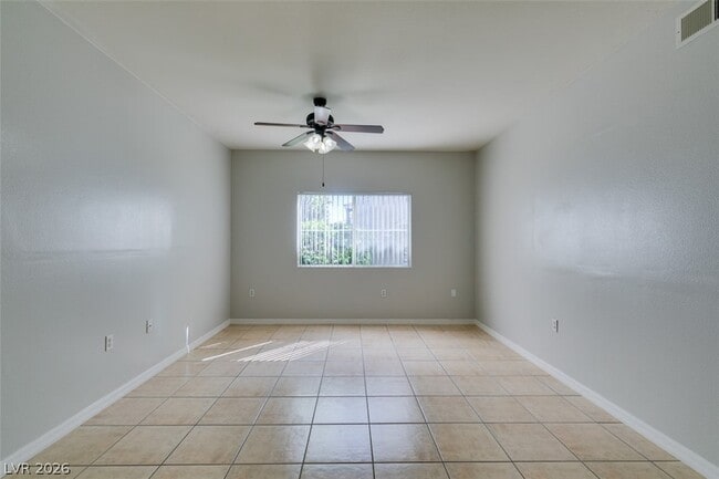 Building Photo - 10245 S Maryland Pkwy