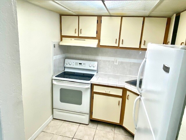 Building Photo - 4550 NW 9th St